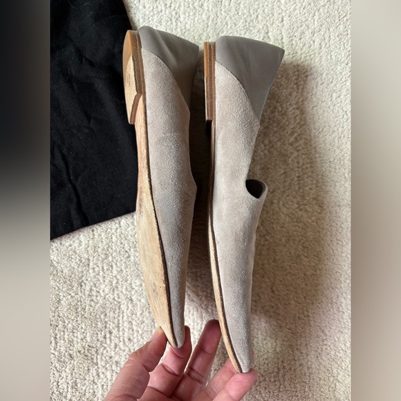 VINCE
Marley Suede & Leather Loafer Flats - Picture 10 of 12